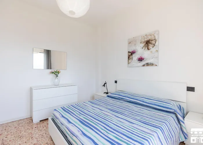 Casa Martina By Design شقة Perledo